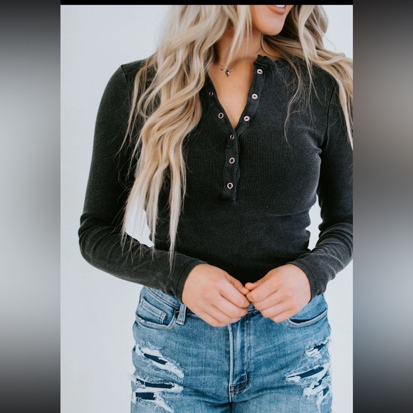 ee:some Henley Bodysuit Size Large Black Long Sleeve Button Front NEW - Picture 1 of 15